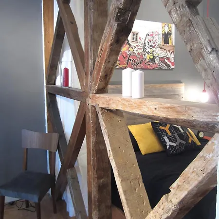 Sant'ana Alcantara 2br ליסבון